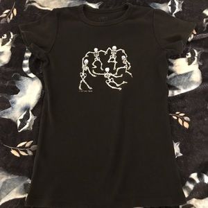 brandy melville skeleton black tee